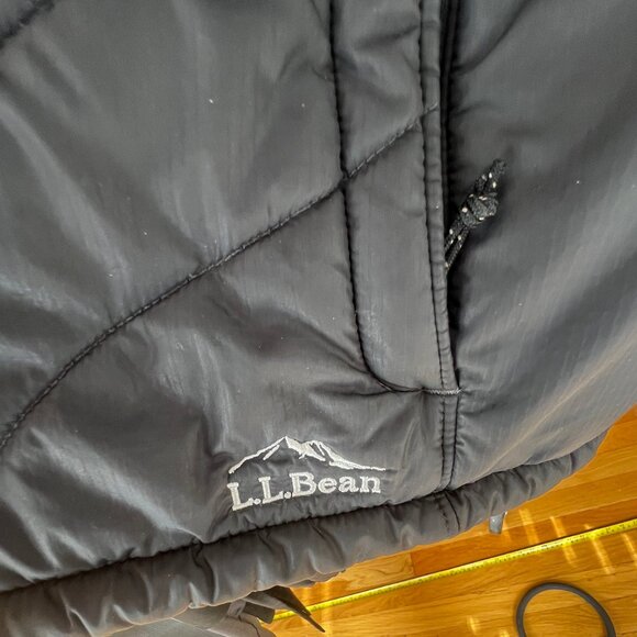 Women's LL Bean Jacket - Picture 9 of 10